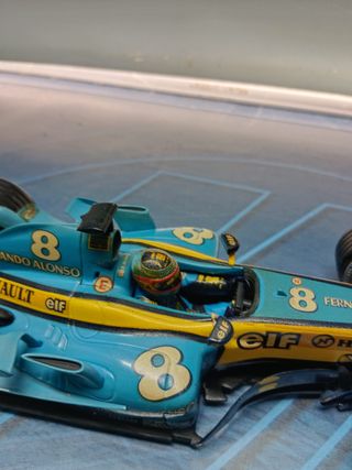 Alonso Renault R24 2004 Mattel, Hot Wheels 1:18. Maqueta coche Fórmula 1.