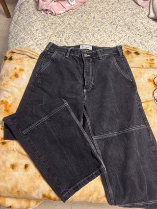 Pantalón vaquero negro Pull&Bear