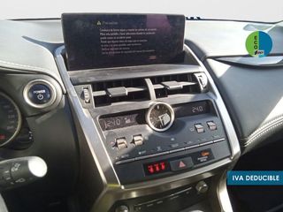 Lexus NX 300h Business Navigation 2WD 145 kW (197 CV)