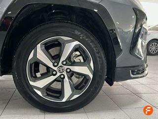 Toyota Rav4 2.5l PLUG-IN 300PH (e-CVT) Style Plus