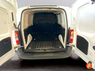 Peugeot Partner Nuevo Partner Pro Standard 600kg BlueHDi 100 S&S 5 Vel. MAN ?6.2 ( . )