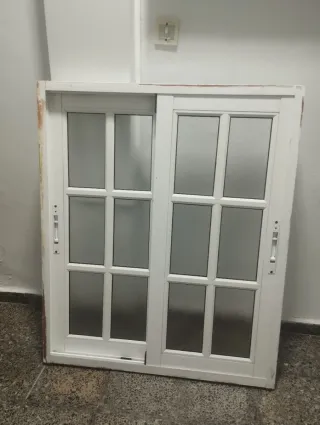 Ventana de aluminio blanco corredera con marco