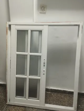Ventana de aluminio blanco corredera con marco