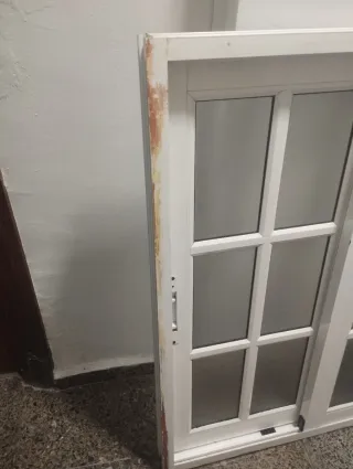 Ventana de aluminio blanco corredera con marco