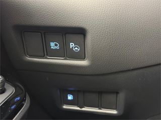 TOYOTA Toyota C-HR 5P Advance 180H e-CVT