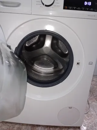 Lavadora Secadora Balay 9/6kg 1400 RPM