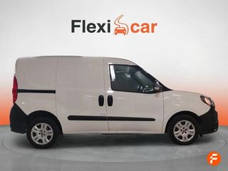 Fiat Doblò Dobló 77kW 105Cv- 5P (2022)