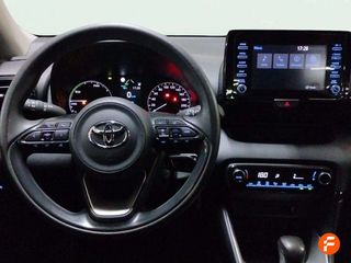 Toyota Yaris 1.5 120H Business Plus