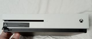 Consola Xbox One S Bianca + Controller + 5 Giochi