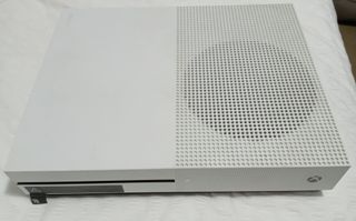 Consola Xbox One S Bianca + Controller + 5 Giochi