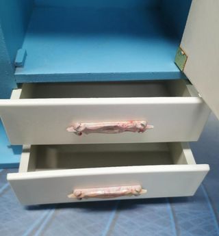 Armario ropero para muñeca tipo Nancy, en perfecto estado