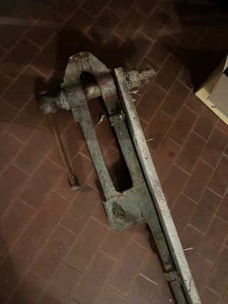 Morsa da banco peso kg.50 primi 900