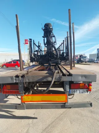 Semirremolque forestal LECIÑENA con grúa