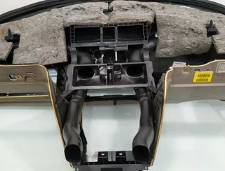 Salpicadero volvo 39873785 xc90 d5 427389