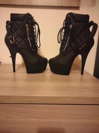 Stivaletti donna tacco 15 cm, taglia 38