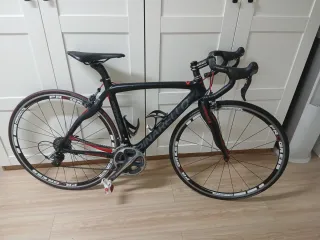 Bicicleta de carretera Pinarello réplica