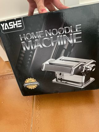 Maquina de hacer pasta