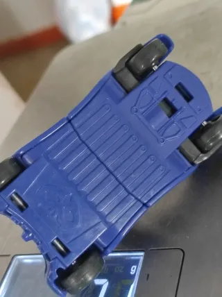 Gatuno PJ Masks en Coche Azul