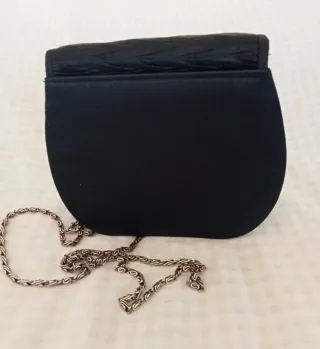 1.90€! Bolso de fiesta negro con cadena