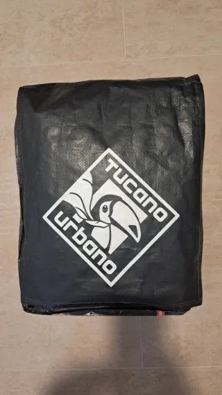 Cubrepiernas Tucano Urbano R155N