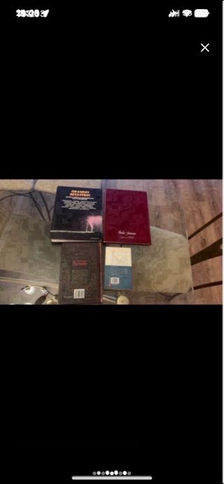 LOTE DE 5 LIBROS Y 2 CÓMICS