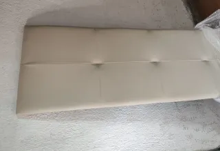 OFERTA !!!2 Cabeceros Polipiel blanco y beige.