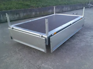 REMOLQUE 2 EJES RUEDAS POR DEBSJO CON TOLDO