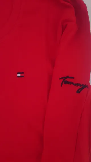 Camiseta Tommy Hilfiger Roja Manga Larga