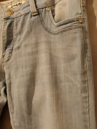 Jeans donna azzurro chiaro