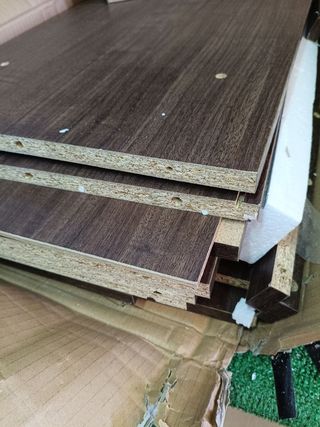 Iris Ohyama, Aparador con cajones y estantes