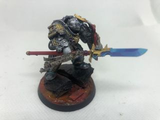 Draigo alternativo pintado a mano