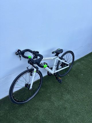 Bicicleta escuelas Frog 20”