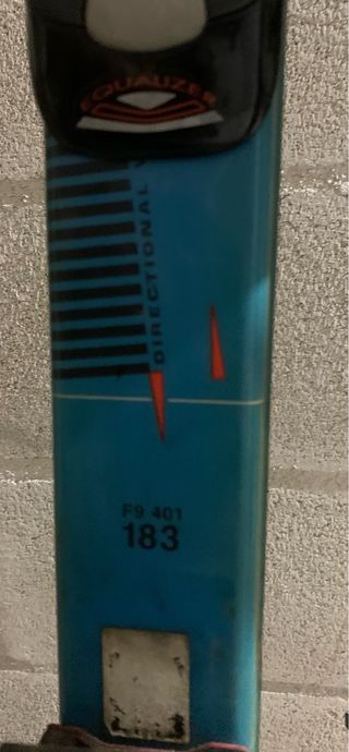 Esquís Rossignol V5