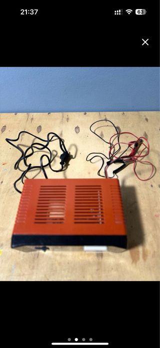 Cargador Batería Coche HELLA Charger 6