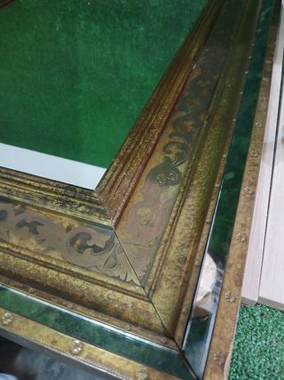 ESPEJO CON DOBLE MARCO DE MADERA Dorado