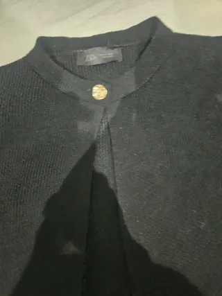 Chaqueta Zara negra con flecos