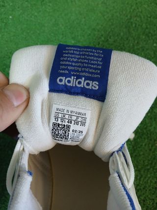 adidas Midcity Low Shoes, Zapatillas de Baloncesto