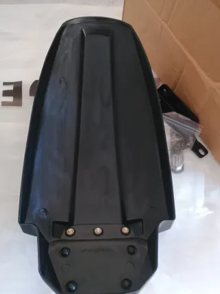 Guardabarros trasero Vstrom 1000 / 1050