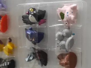 Lote 30 Figuras Pokémon Variadas