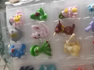 Lote 30 Figuras Pokémon Variadas