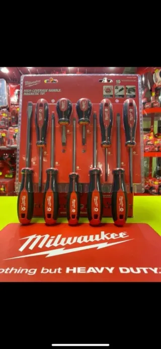 Juego destornilladores Milwaukee