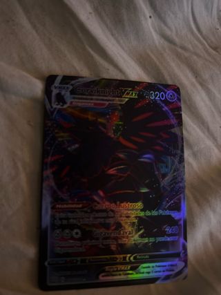 Carta Pokémon Corviknight VMAX Gigantamax