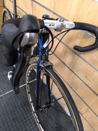 Bicicleta Specialized Roubaix Carbono