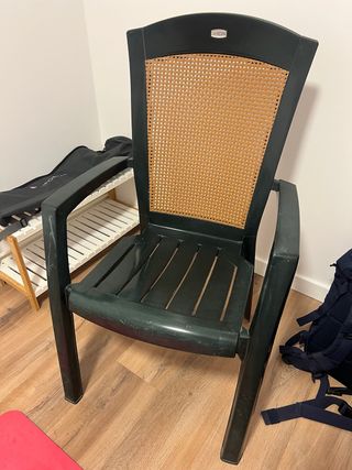 Silla de terraza o jardín con respaldo muy cómodo