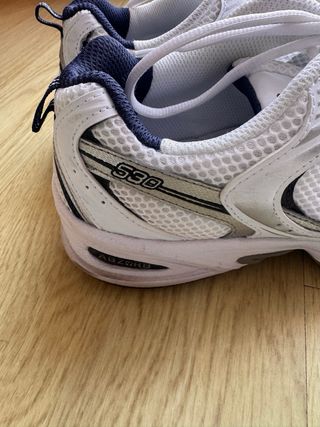 Zapatillas New Balance 530 Gris y Blanco