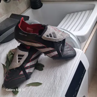 Botas de fútbol Adidas Predator