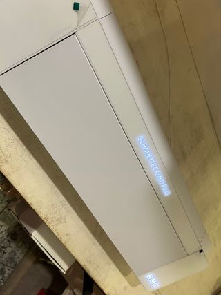 Silhouette Cameo 4 Plus con plásticos