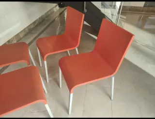 .03 Silla Maarten Van Severen para Vitra