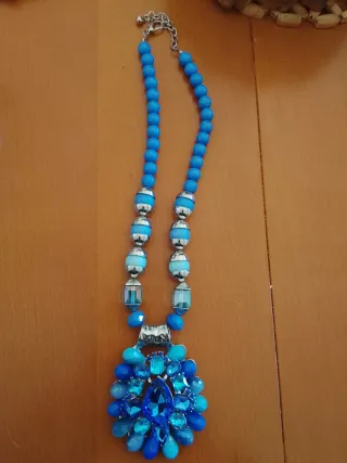 Collana donna blu con ciondolo
