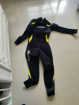 Traje de neopreno Cressi. Talla M
